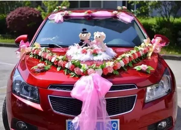 最新婚車車型盤點(diǎn)，為你的婚禮增添光彩——十一月婚車市場漲價趨勢